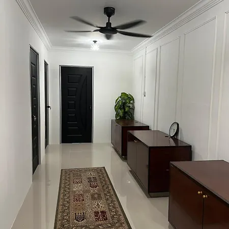 Laena Homestay Kangar Exterior photo