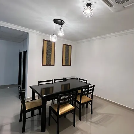 Laena Homestay Kangar Exterior photo
